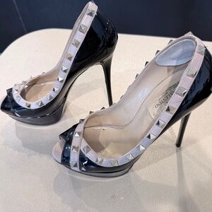 Valentino - Rockstud platform peep-toe heel - size 37 1/2